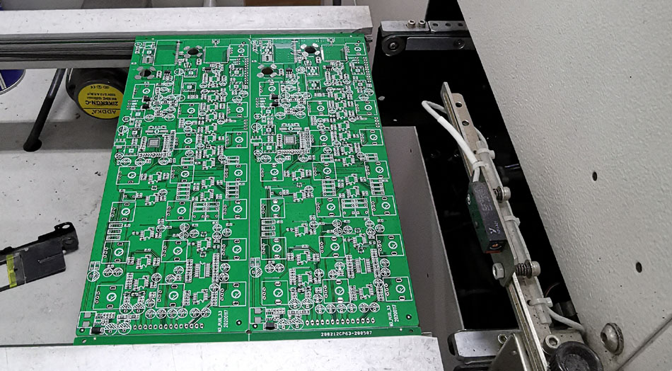 Quae sunt elementa nuclea ut in temporis partus officinis PCBA curent?
