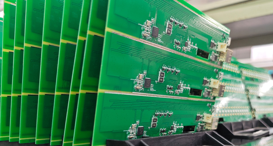 Velox responsio: Quomodo PCBA officinas minuit cyclum traditionis urgentium ordinum?