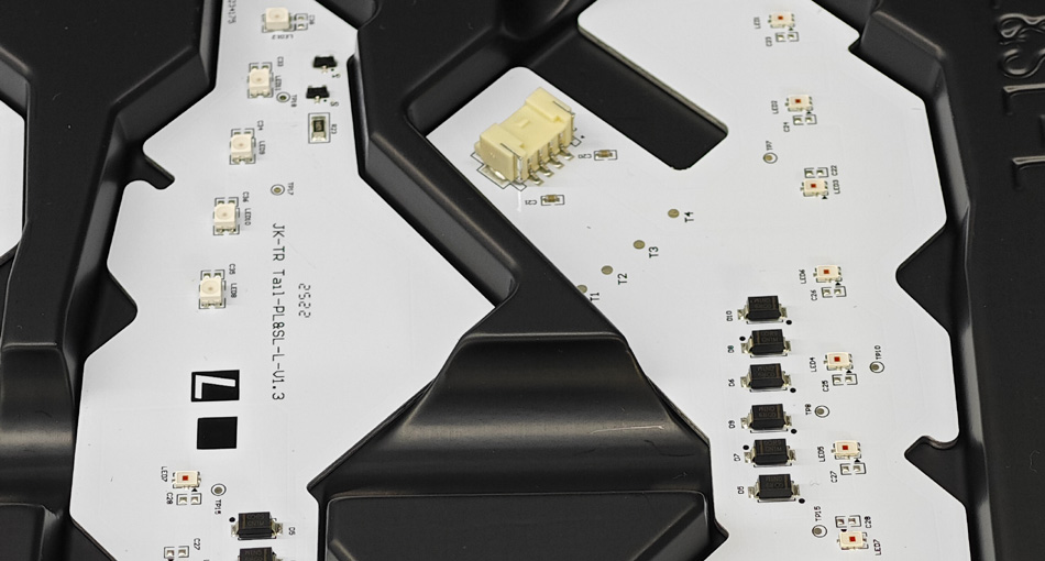 Discutientes Custus Imperium et Long-Term Consortium Strategies pro PCBA Factories